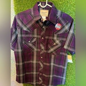 Wrangler men’s dress shirt